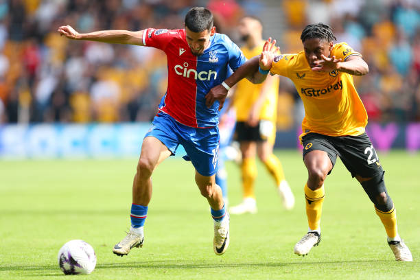 队的后防中 队的后防中