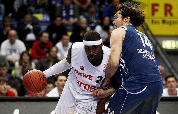 格赛中表现 格赛中表现